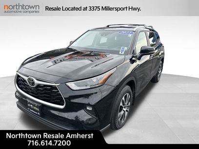 Used 2023 Toyota Highlander XLE