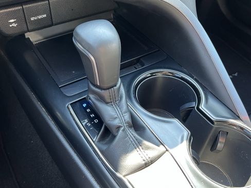 Used 2019 Toyota Camry SE image 26