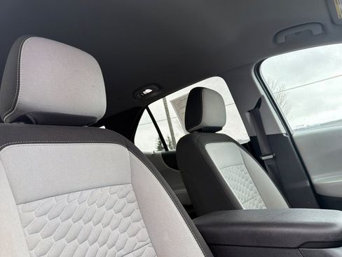 Used 2020 Chevrolet Equinox LS w/ LS Convenience Package FWD image 19