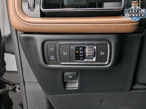 Used 2022 Lincoln Nautilus Reserve AWD/4WD image 21