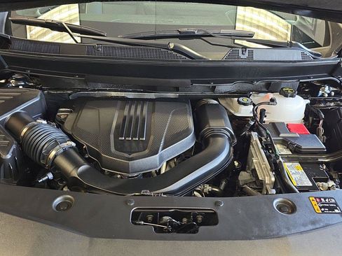 Used 2026 Buick Enclave Sport Touring AWD/4WD image 27