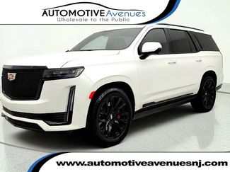 Used 2022 Cadillac Escalade Sport w/ Touring Package AWD/4WD video 1