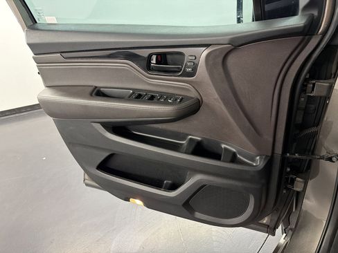 Used 2023 Honda Odyssey Elite image 20