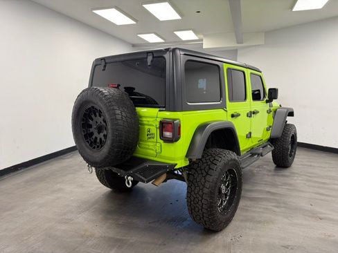 Used 2021 Jeep Wrangler Unlimited Sport AWD/4WD image 9