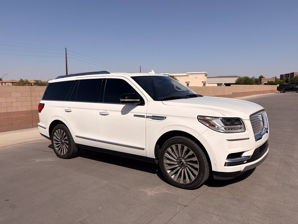 Used 2020 Lincoln Navigator Reserve w/ Luxury Package AWD/4WD image 3