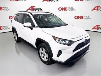 Used 2019 Toyota RAV4 XLE video 1