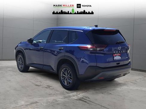 Used 2023 Nissan Rogue S AWD/4WD image 3