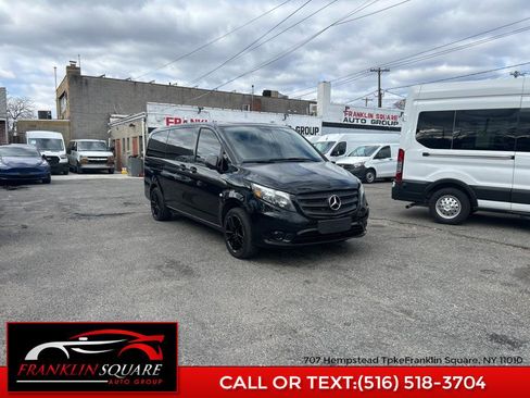 Used 2019 Mercedes-Benz Metris Standard Roof 126 Wheelbase image 3