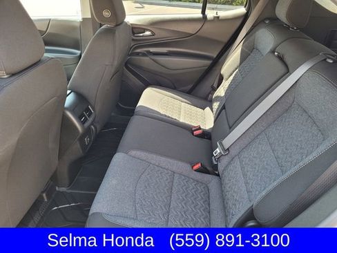 Used 2022 Chevrolet Equinox LT w/ Driver Convenience Package AWD/4WD image 8