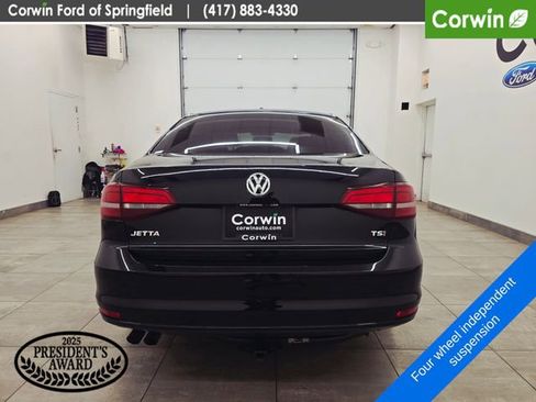 Used 2018 Volkswagen Jetta S FWD image 4