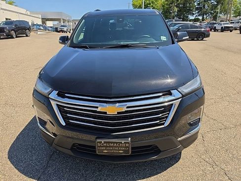 Used 2023 Chevrolet Traverse LT AWD/4WD image 7