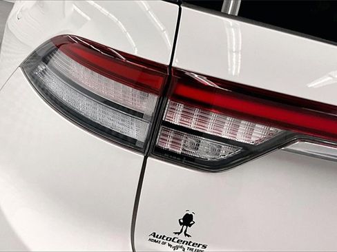 Used 2023 Lincoln Aviator Reserve w/ Elements Package Plus image 32