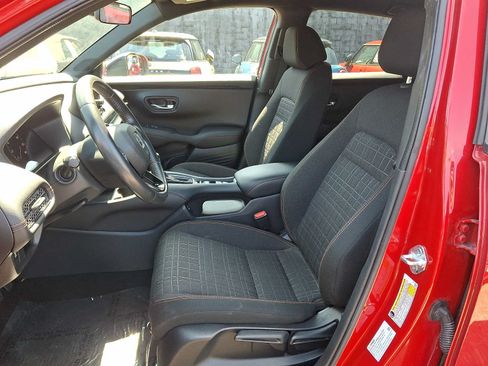 Used 2024 Honda HR-V Sport image 10