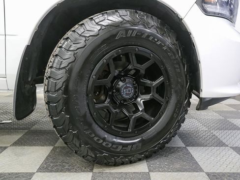 Used 2017 RAM 1500 Sport image 13