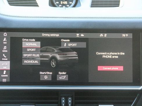 Used 2020 Porsche Cayenne image 12