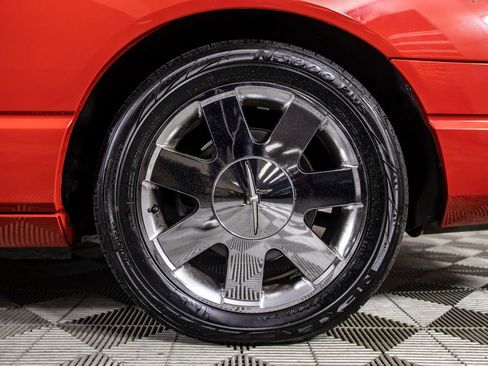 Used 2003 Ford Thunderbird image 41