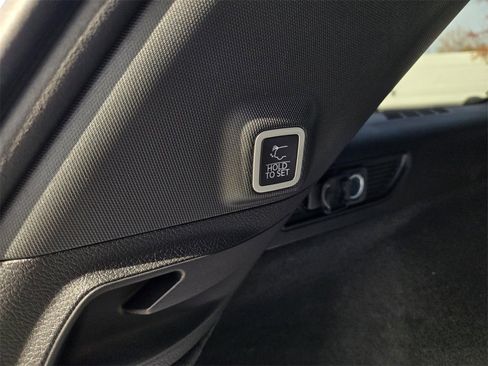 New 2025 Jeep Grand Cherokee Overland w/ Luxury Tech Group IV image 11