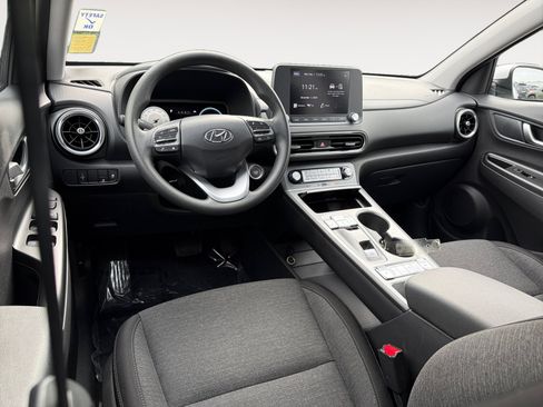 Certified 2023 Hyundai Kona SE image 15