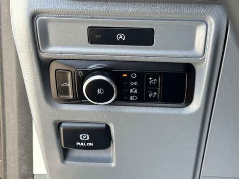 Used 2025 Ford F150 XLT w/ Equipment Group 301A Standard AWD/4WD image 18