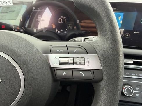 New 2026 Hyundai Tucson SE FWD image 11