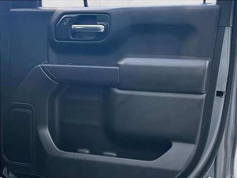Used 2019 Chevrolet Silverado 1500 Custom w/ Custom Value Package RWD image 19