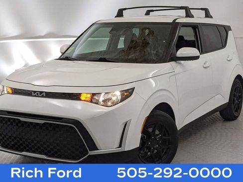 Used 2025 Kia Soul LX image 6