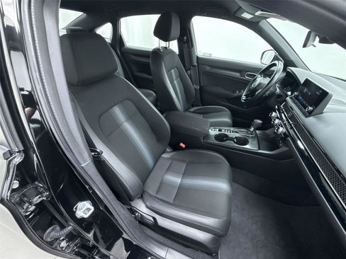 Used 2025 Honda Civic Sport image 27