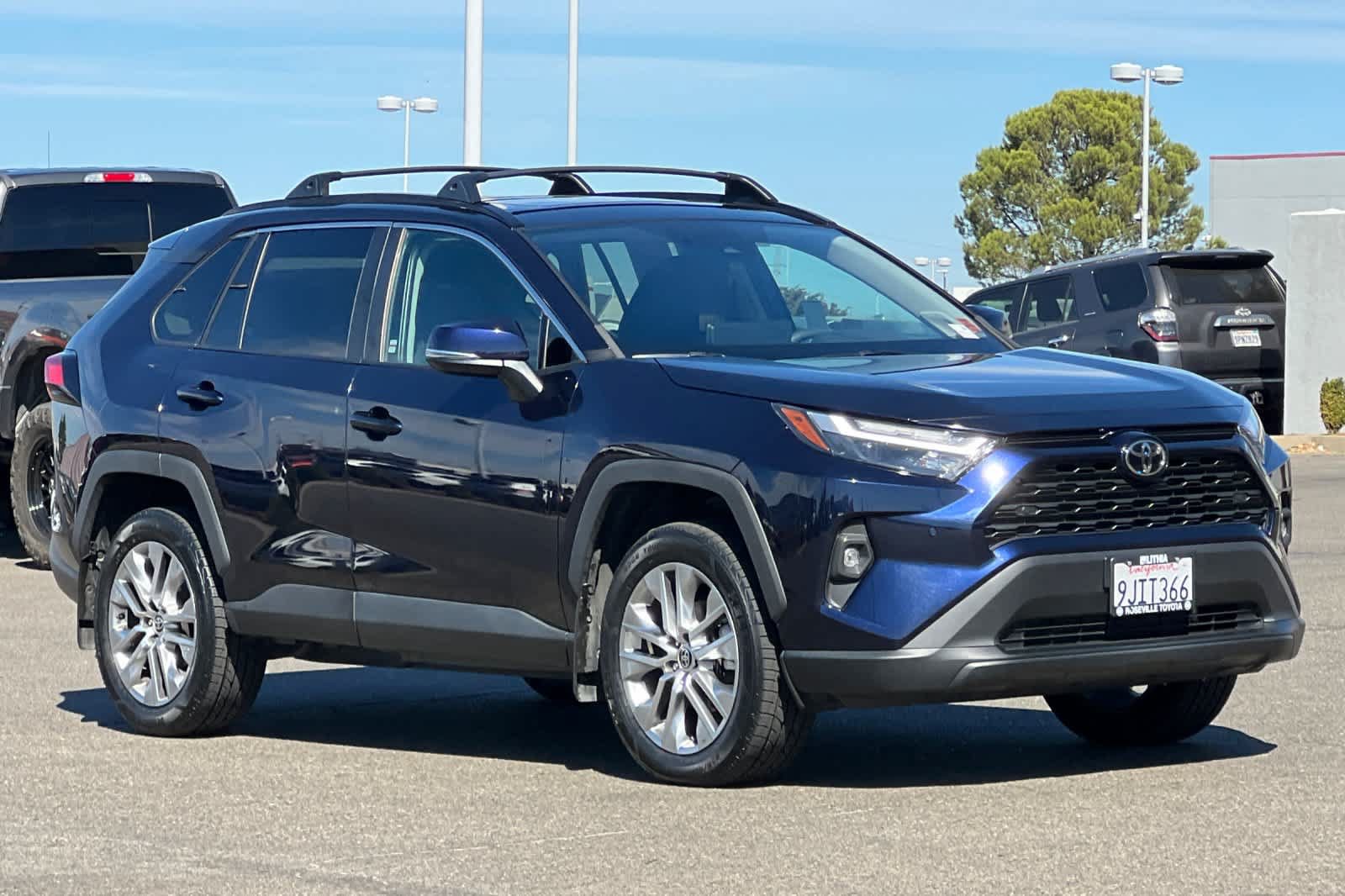Certified 2023 Toyota RAV4 XLE Premium AWD/4WD image 5