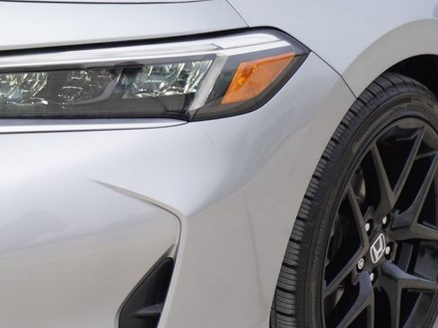 Used 2025 Honda Civic FWD Hybrid Sedan image 2