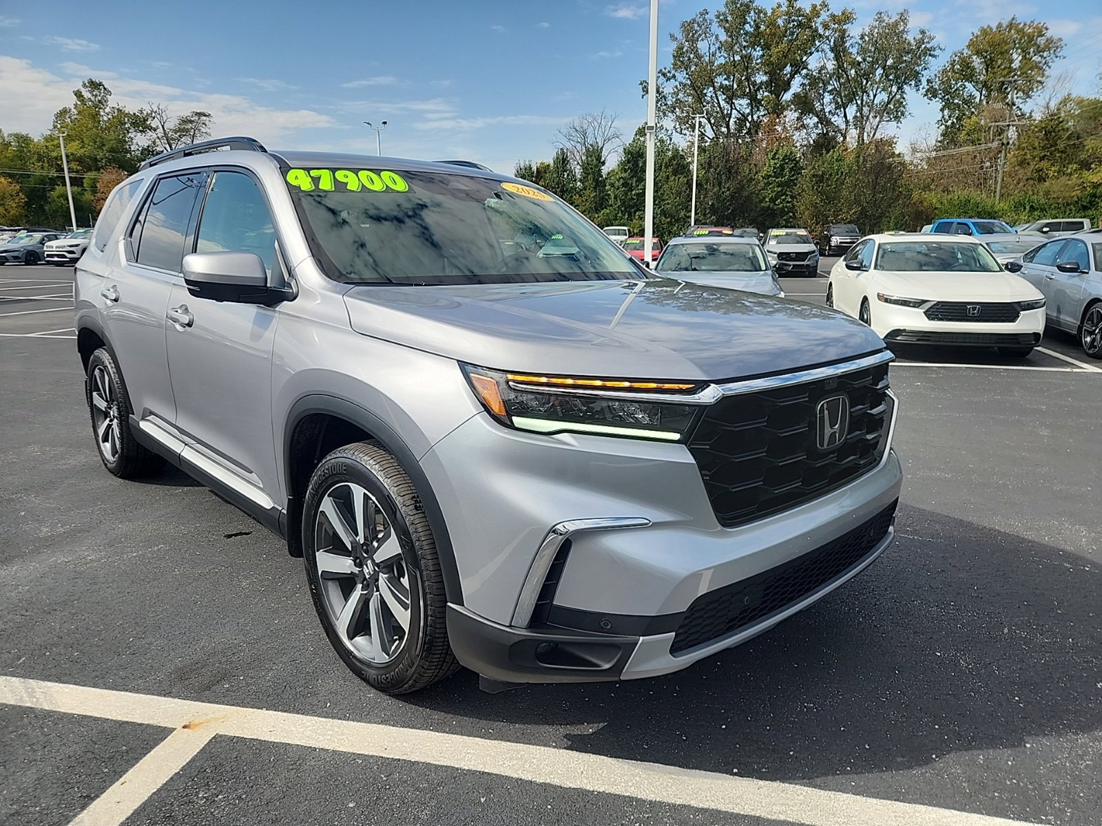 Used 2025 Honda Pilot Elite image 10