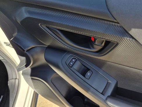 Certified 2024 Subaru Crosstrek 2.0i Premium image 14