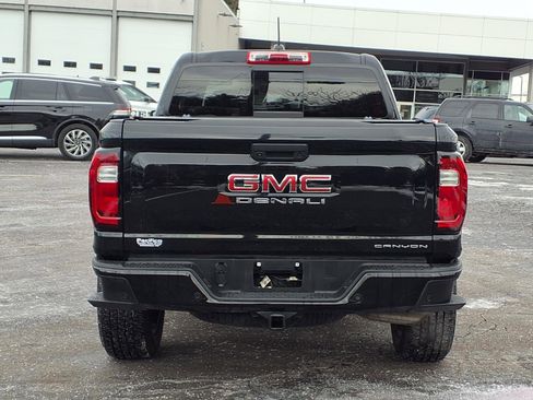 Used 2023 GMC Canyon Denali AWD/4WD image 4