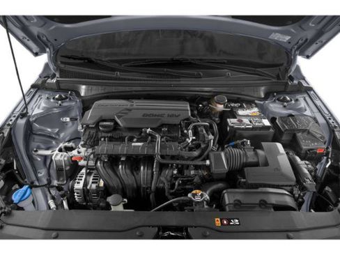 Used 2021 Hyundai Elantra Limited w/ Cargo Package image 15