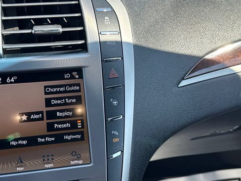 Used 2019 Lincoln MKZ Reserve FWD image 43