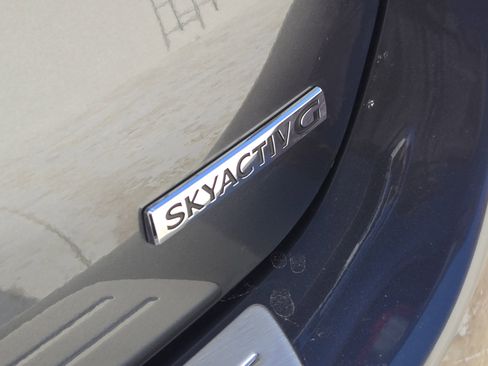 Used 2025 MAZDA MAZDA3 s image 14