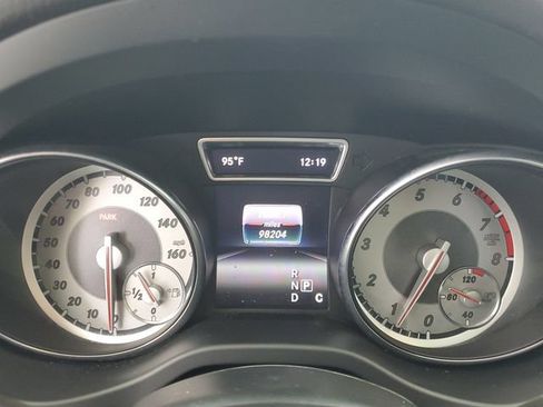 Used 2016 Mercedes-Benz CLA 250 image 24