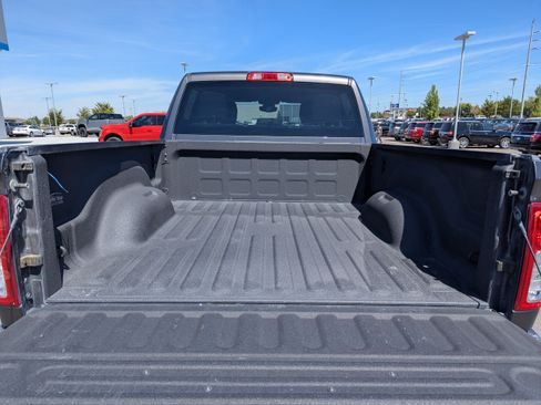 Used 2020 RAM 2500 Big Horn w/ Level 1 Equipment Group AWD/4WD image 33