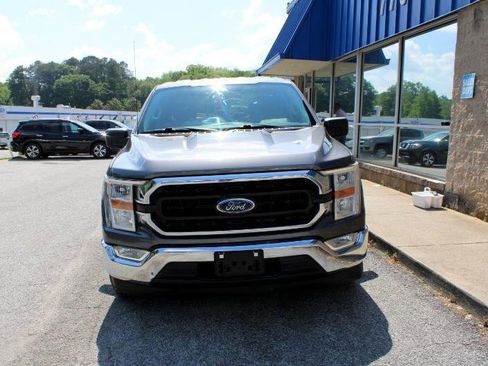 Used 2021 Ford F150 XLT image 2