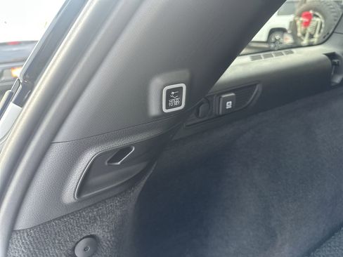 Used 2024 Jeep Grand Cherokee Summit image 23