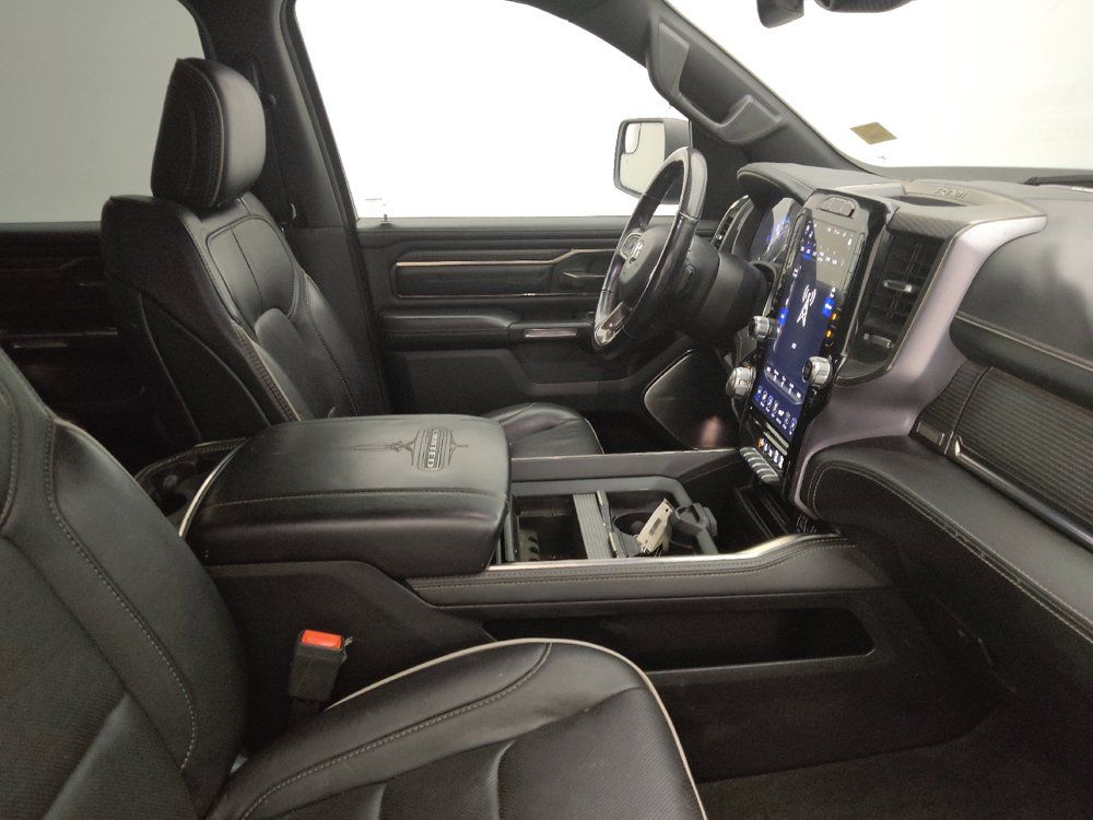 Used 2020 RAM 1500 Limited w/ Black Appearance Package AWD/4WD image 21