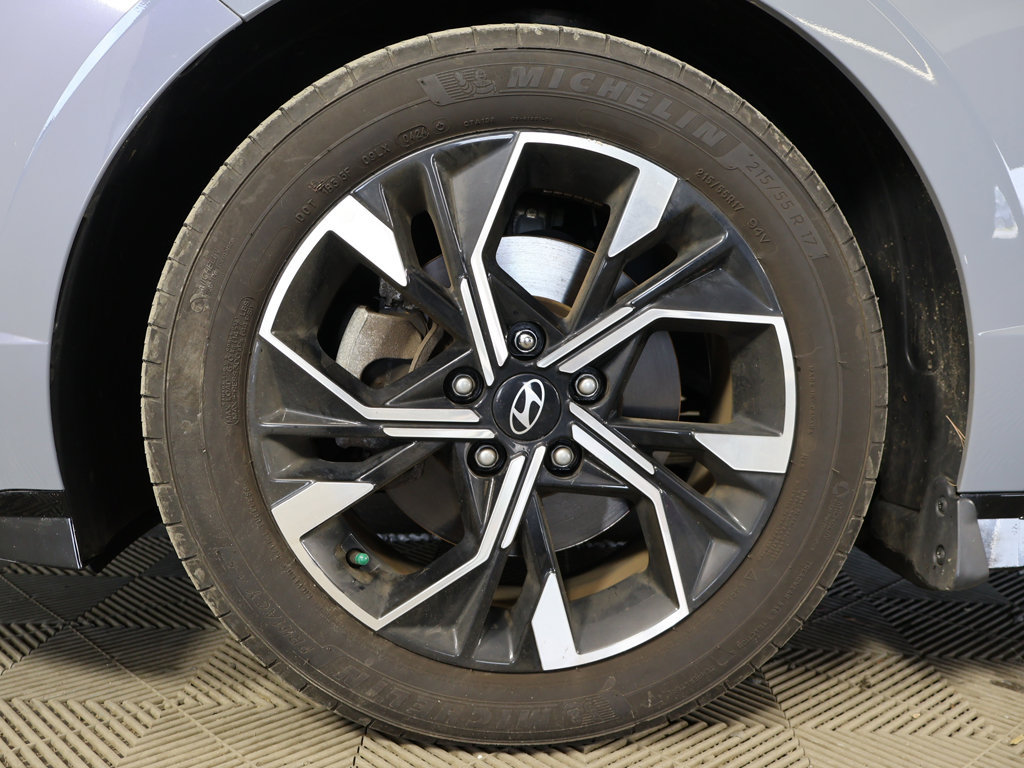 Used 2024 Hyundai Sonata SEL AWD/4WD image 17