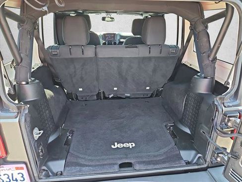 Used 2016 Jeep Wrangler Unlimited Sport w/ Quick Order Package 24S AWD/4WD image 6
