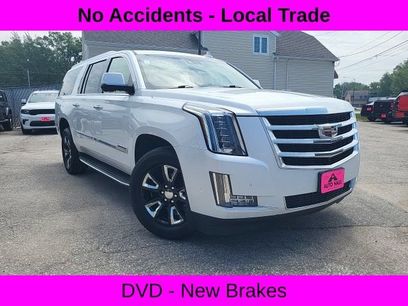 Used 2017 Cadillac Escalade ESV Luxury