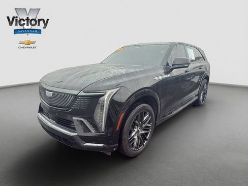 Used 2025 Cadillac Escalade IQ Sport 2 w/ LPO, ONYX Package AWD/4WD image 3