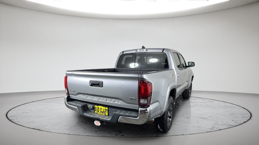 Used 2022 Toyota Tacoma SR5 AWD/4WD image 8