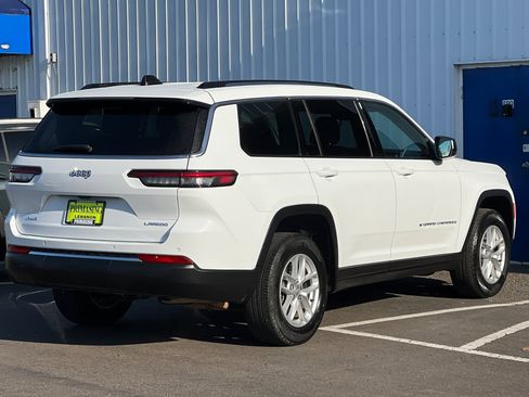 Used 2023 Jeep Grand Cherokee L Laredo image 4