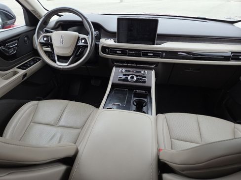 Used 2020 Lincoln Aviator Reserve image 23