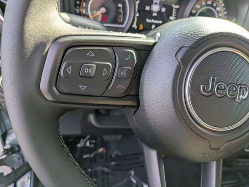 New 2026 Jeep Gladiator Sport AWD/4WD image 22