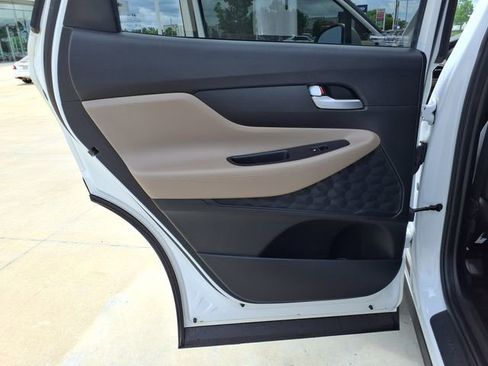 Used 2022 Hyundai Santa Fe SEL FWD image 16