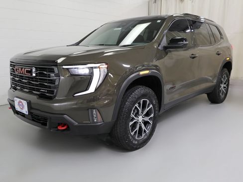 Used 2024 GMC Acadia AT4 w/ Luxury Package AWD/4WD image 14